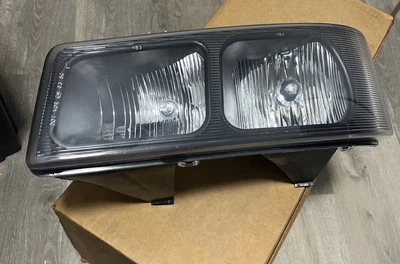 Conjunto de faros laterales para buzos GM 15879433 genuino NOS 85577296 Foto 1 de 4