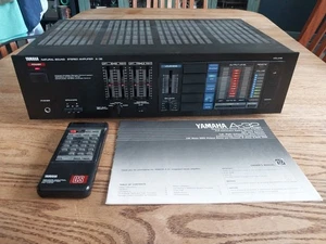 Amplificatore integrato stereo suono naturale Yamaha A-32 con manuale e telecomando funzionante - Foto 1 di 10