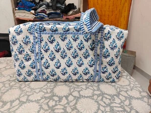 Large Cotton Quilted Duffle Tote Shoulder Bag, Floral Print Washable Overnight - Picture 1 of 17