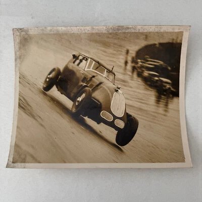 Fotografía de prensa George Eyston Land Speed Record coche de carreras Brooklands Foto 1 de 4