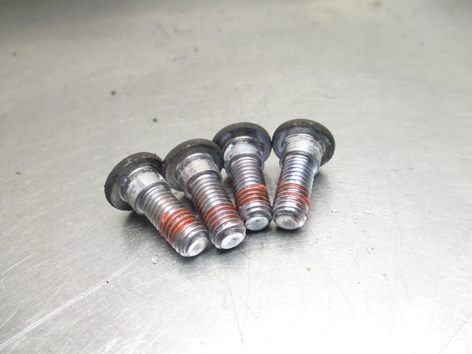 Pernos de rotor trasero Honda CBR929RR 2000 90105-MV9-003 Foto 1 de 1