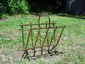 Vintage Mid Century Gilt Metal Faux Bamboo Magazine Rack Book Stand - Picture 1 of 11
