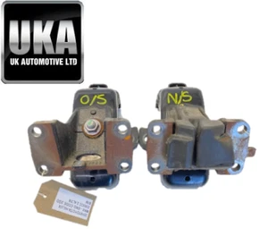 2019 Toyota Hi-Lux Hilux 2.4 Engine Mounts Pair of Left Right Mounts - Picture 1 of 9