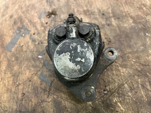 PINZA DE FRENO DELANTERA KAWASAKI KZ650/Z650/Z650 SR/Z900A4/Z1000A1 - Imagen 1 de 6