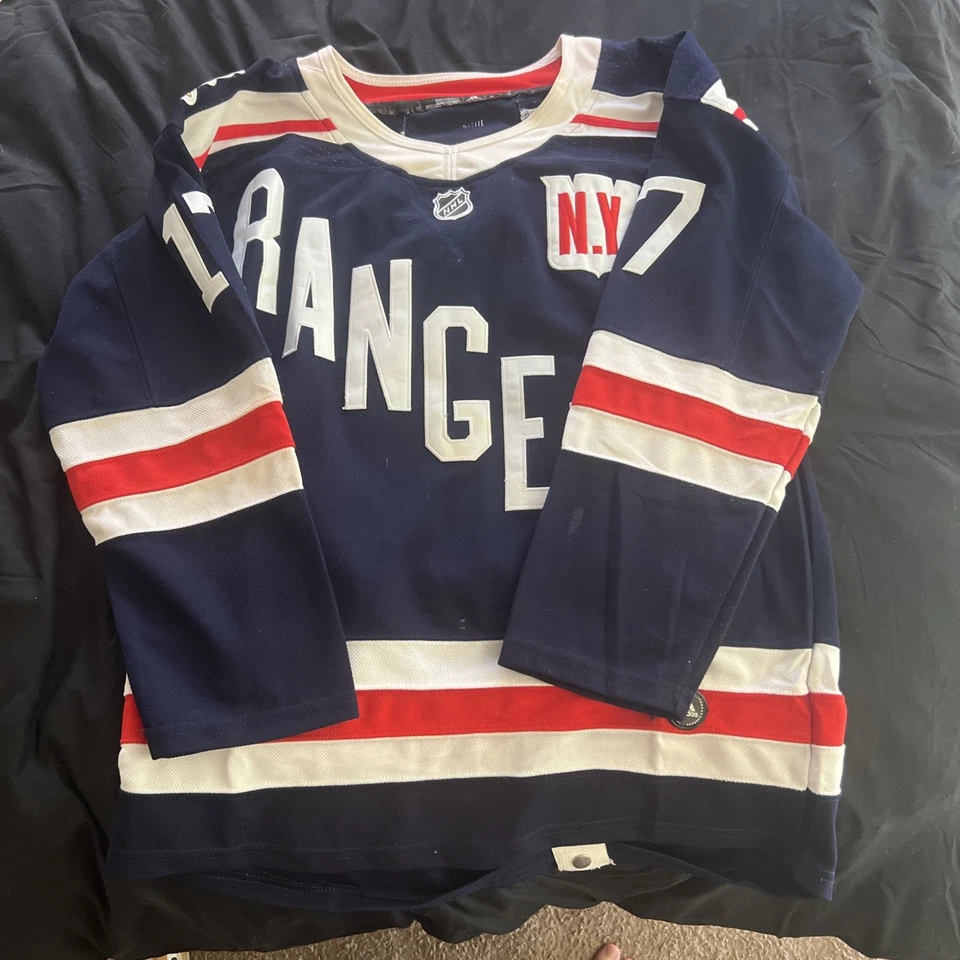 adidas Jasper Fast 2018 Winter Classic Jersey New York Rangers, Size 46  - Image 1 of 4