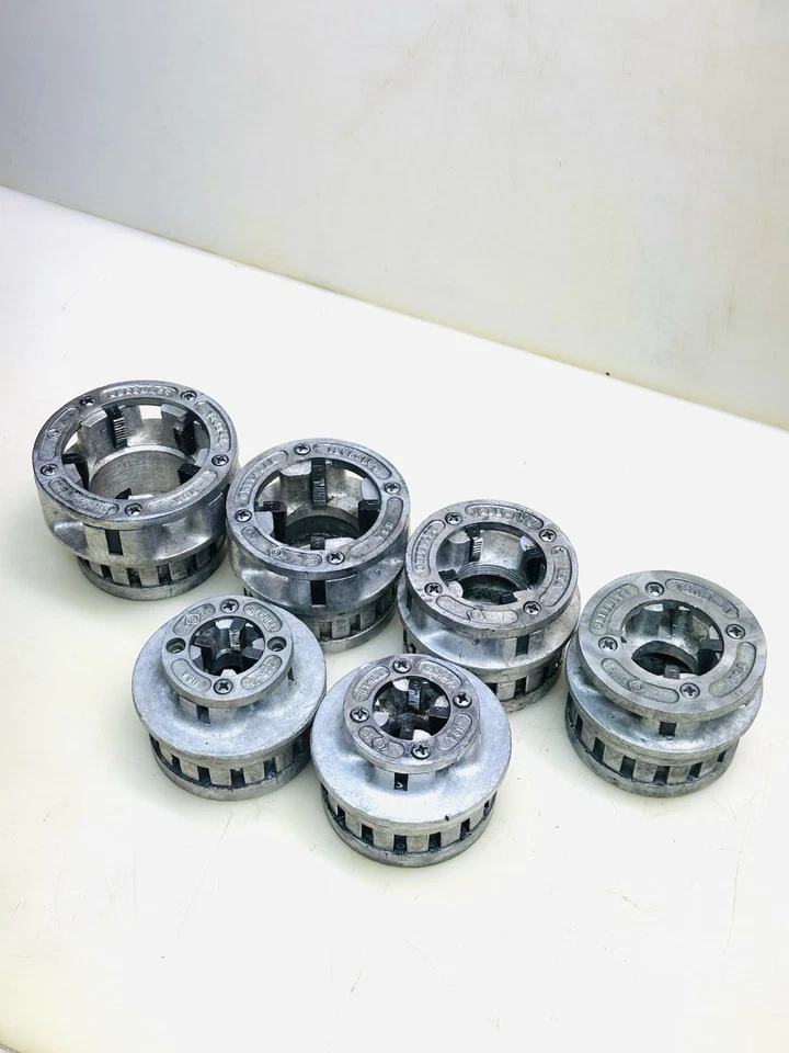 GREENLEE 12R 12GR 1/2''-2'' DIE SET FOR A GREENLEE 440 PORTABLE PIPE THREADER - Image 1 of 4