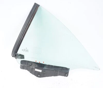 03-12 Mercedes R230 SL500 SL55 AMG Cuarto de cristal trasero izquierdo OEM Foto 1 de 2