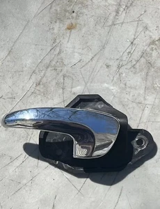 1997-1998 LINCOLN MARK VIII FRONT LEFT INTERIOR DOOR HANDLE OEM - Picture 1 of 2