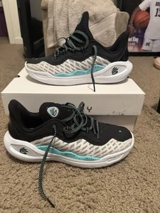 Curry Flow 11 Size 9.5 - Picture 1 of 5