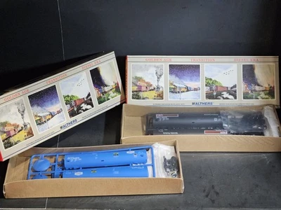 Walthers Ho Scale Lot Of 2 54' Tank Cars Exxon And Utlx 641678 355172 - Image 1 of 4