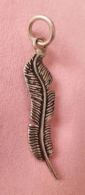 Charm /ciondolo argento 925, forma di piuma, certificato di qualità. unisex - Immagine 1 di 4
