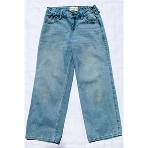 Abercrombie Kids Low Rise Baggy Jeans Short Medium Wash Girls Size 9/10 - Picture 1 of 8