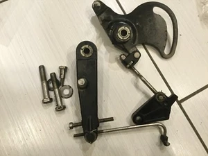 1995 EVINRUDE 115HP LEVER, Spark control 0330898 LEVER, Throttle 0397084 - Picture 1 of 5