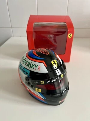 1:2 Casco Helmet Kimi Raikkonen 2018 Ferrari SF71H Bell Ferrari F1 - Immagine 1 di 4