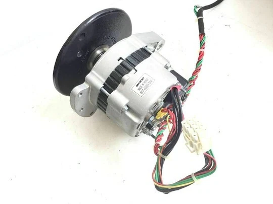 Alternador de bicicleta Life Fitness con polea NUEVO AK63-00093-0000 Foto 1 de 1