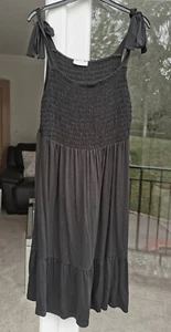 A Fabulous New Size 12 Black Sun Dress by Papaya - Picture 1 of 3