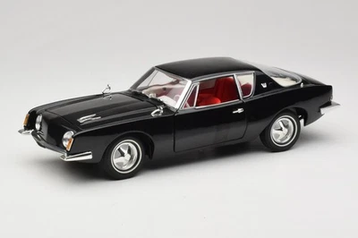 STUDEBAKER001 Studebaker Avanti Black Signature Models 1:18 - Immagine 1 di 4