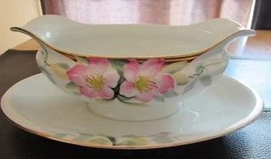 Noritake Azalea Hand Painted Gravy Boat with Attached Underplate - Picture 1 of 6