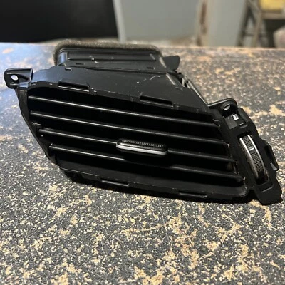 2013 2014 2015 2016 2017 Hyundai Veloster Passenger Side Air Vent OEM - Image 1 of 4