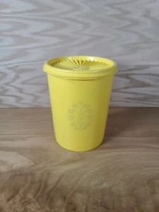 Vintage Tupperware Small Yellow Servalier Container 6" 811-13 w/ Starburst Lid - Picture 1 of 12