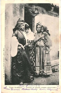 CPA Carte Postale Algérie Types Algériens Groupe de jeunes femmes Bédouines 1902 - Picture 1 of 2