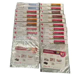 Páginas de almacenamiento Totally Tiffany 171 piezas en total para un estante de chatarra o estuches de almacenamiento - Imagen 1 de 9