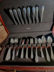 Oneida Community Silverplate MADELON 62 Pcs Grille/Luncheon Service for 8 - Picture 1 of 5