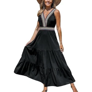 CUPSHE Women's Black Boho Sleeveless V-Neck Maxi Dress sz Medium - Picture 1 of 8