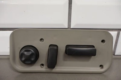 Interruptor de memoria del asiento izquierdo izquierdo del conductor Hummer H2 2003-2007 sin bisel sin calefacción Foto 1 de 4