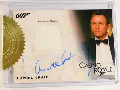 James Bond Mission Logs 2011 Multi-Case Incentive Autograph Daniel Craig #14/150 - Image 1 of 4