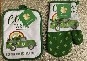 Oven Micc And Pot Holder Lot St Patricks Day NWT Lucky Green Holiday Home Decor - Picture 1 of 3