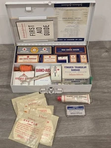 Vintage 1940er Johnson & Johnson Erste Hilfe Notfallset Metall mit Originalbestand - Bild 1 von 24