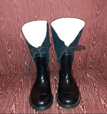 MERONA BLACK PATENT LEATHER WITH FAUX FUR TRIM ANKLE BOOTS WOMEN'S SIZE 7 - Image 1 of 4
