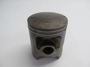 1981 YAMAHA DT100 DT 100 CRANKSHAFT PISTON 52MM - Picture 1 of 5