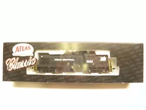 ATLAS CLASSIC #8877 ALCO RS-1 HO SCALE LOCOMOTIVE PENN CENTRAL #9926 - USED RUNS - Picture 1 of 7