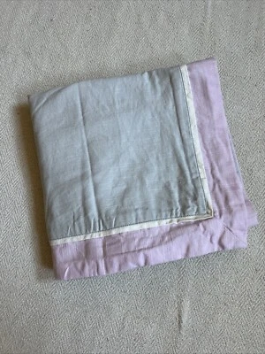 Kate Spade Euro Sham Texturizado, Gris con Lila, 100% Algodón, 26 pulgadas x 26 pulgadas Foto 1 de 4