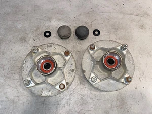 1997 POLARIS XPRESS 300 Front AXLE HUBS ROTORS CAPS - Foto 1 di 5