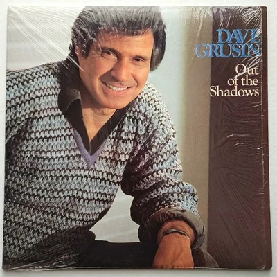 DAVE GRUSIN - OUT OF THE SHADOWS LP 1982 (ARISTA GRP) GLS 5510 IN SHRINK WRAP Foto 1 de 4