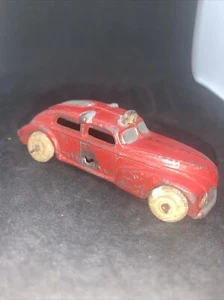 Vintage 1930s Barclay No. 318 Slush Mold Red Studebaker Taxi Kids Toy Car - Picture 1 of 8