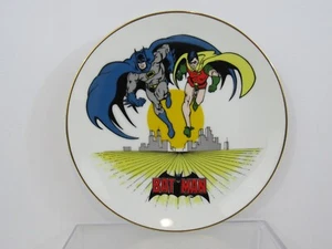 Vintage Batman and Robin Gold-Rimmed Plate #2598 - DC Super Heroes 3 of 6 (Pg26E) - Bild 1 von 2