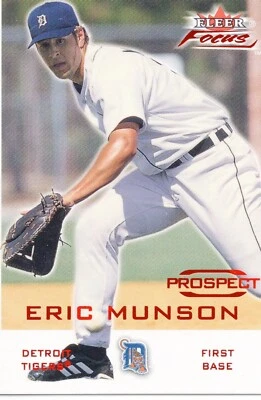 2001 FLEER FOCUS #201 ERIC MUNSON Rookie #0948/2499 Detroit Tigers - Image 1 of 2