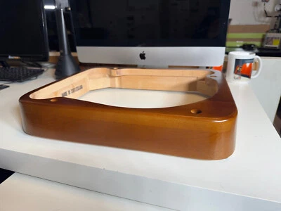 Thorens TD124 plinth brown Ships to: Worldwide - Image 1 of 4