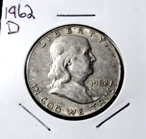 1962-D - Franklin HALF DOLLAR US .90 Silver Coin - Picture 1 of 3