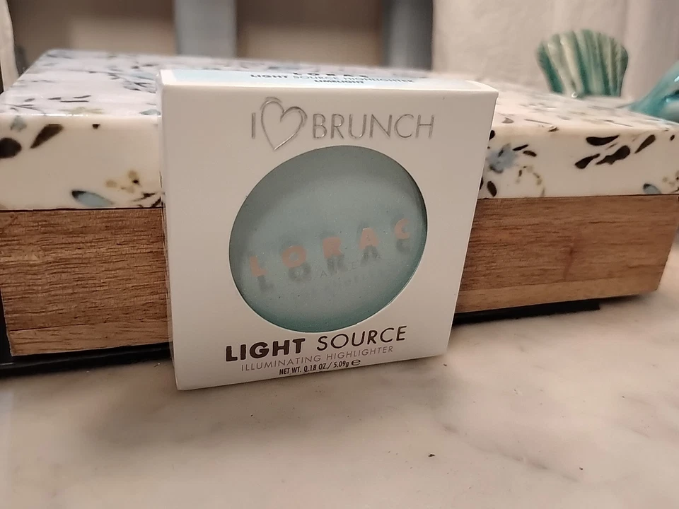 LORAC Light Source Illuminating Highlighter 0.18oz LIMELIGHT - New - Image 1 of 1