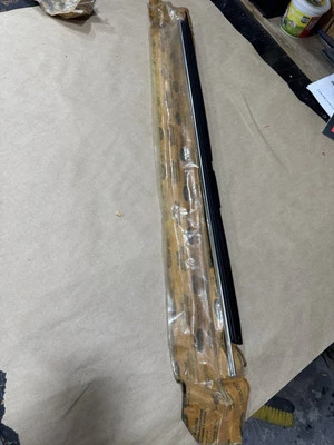 NOS Ford Moulding. Part E8FZ-7421457-A Escort Weatherstripping Belt Molding New - Image 1 of 4