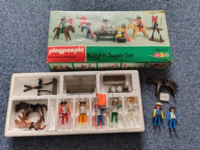 PLAYMOBIL PLAYPEOPLE MARX 1970s KNIGHTS SUPER SET BOXED FAIRLY COMPLETE GOOD UC - Image 1 of 4