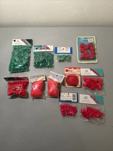 Pom Poms 1,5", 1/4", 3/4", 1" Vintage Super Val-U, Basteln, rot, grün, NOS - Bild 1 von 5