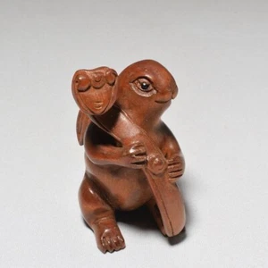 Estatua japonesa hecha a mano de madera Netsuke diseño de conejo Netuke sin envío - Imagen 1 de 8