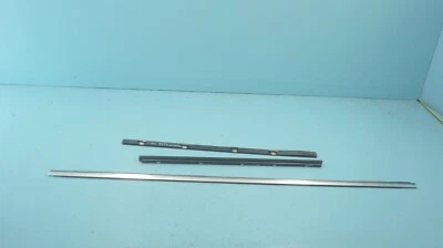 MERCEDES--BENZ W140 600SEL 600SE LWB, JUEGO DE MOLDURAS DE VENTANA TRASERA DERECHA 3 unidades Foto 1 de 4