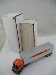 DeHanes Model Truck 933: Peterbilt Bubblenose Semi w/ Ringsby Trailer, Boxes - Picture 1 of 19
